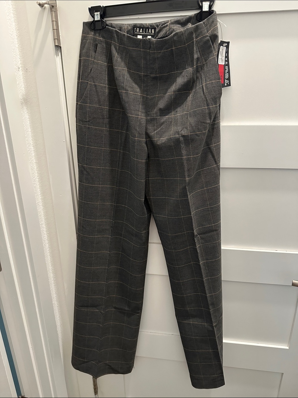 NWT Thalian Gray Plaid Trousers Size 8